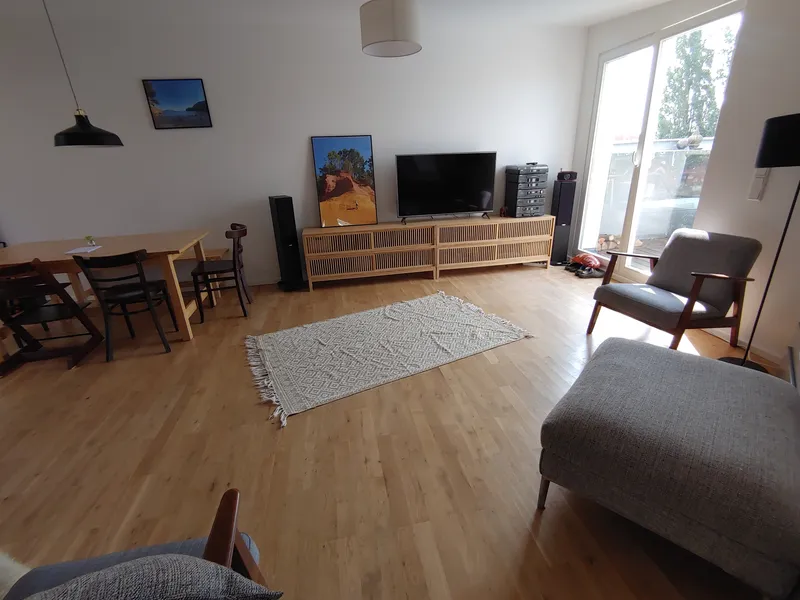 Dachgeschosswohnung mit 20qm -Dachterrasse, Kamin & Aufzug in verkehrsberuhigtem Bereich in Moabit — photo 1